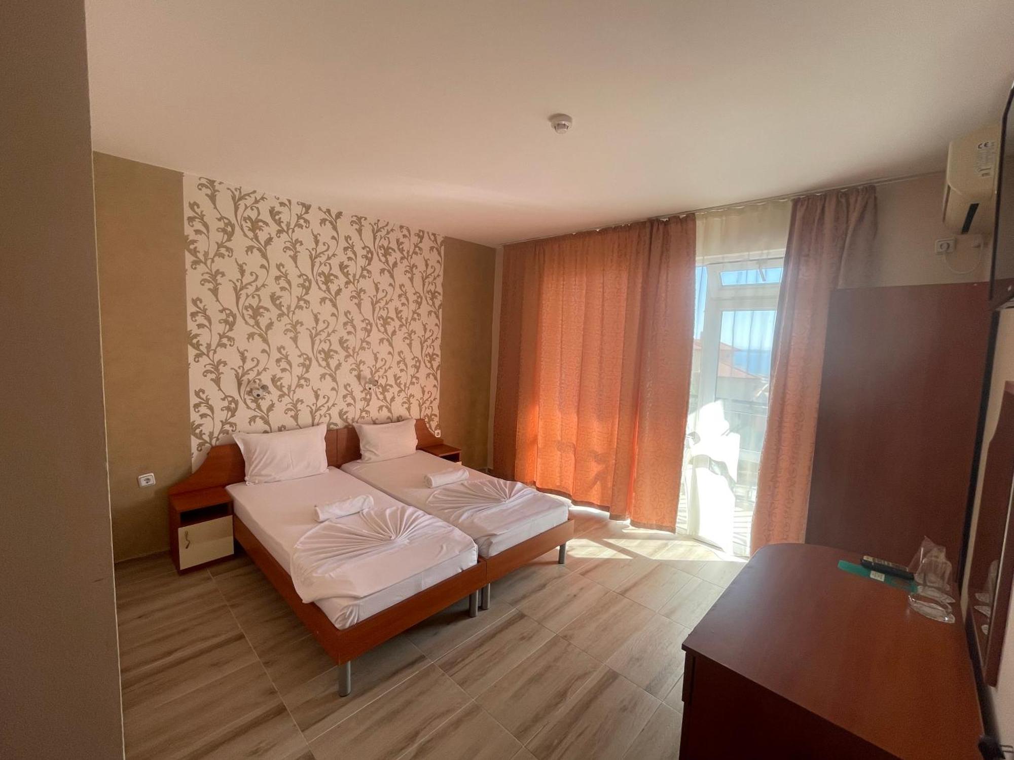 ,,Дироси" Sveti Vlas Exterior photo